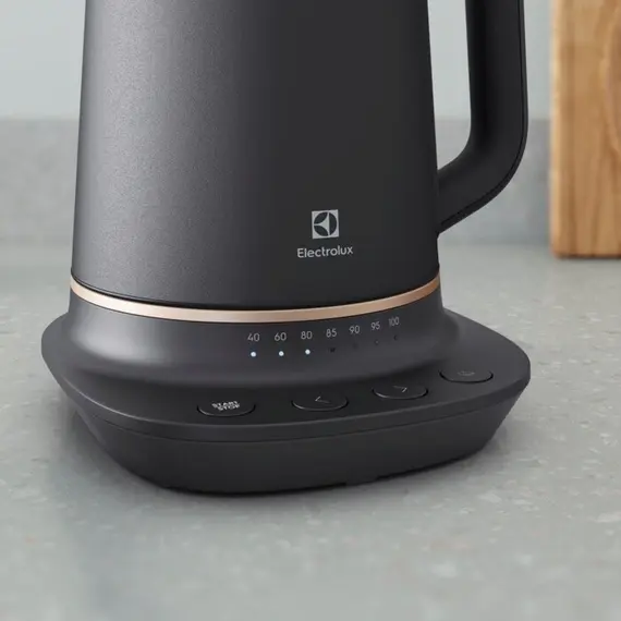 Electric kettle Electrolux E7K1-6BP, 6 image