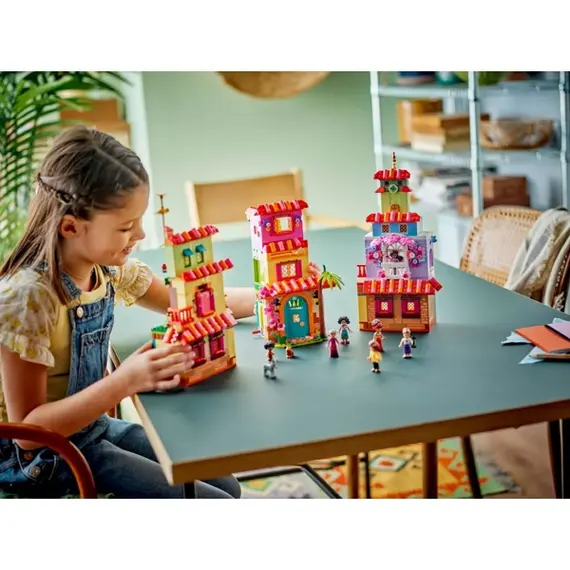 ლეგო Constructor LEGO Disney The Magical Madrigal House , 6 image - Primestore.ge