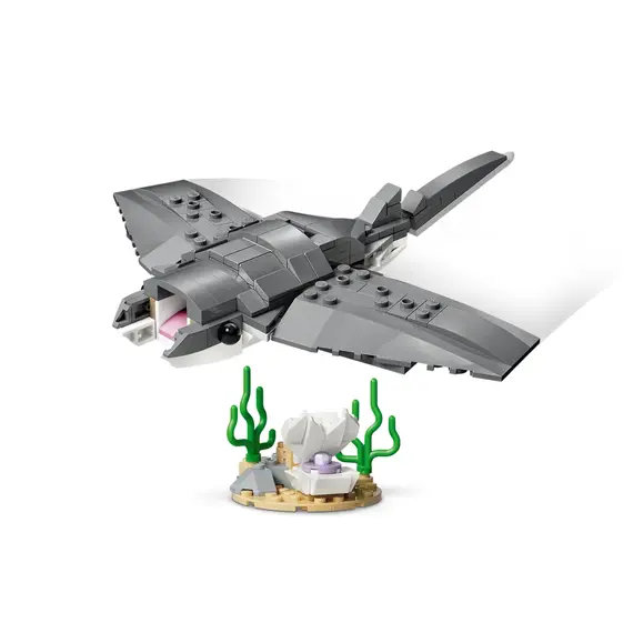 ლეგო LEGO Constructor Creator Fierce Shark with a Treasure Chest - Primestore.ge