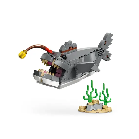 ლეგო LEGO Constructor Creator Fierce Shark with a Treasure Chest - Primestore.ge