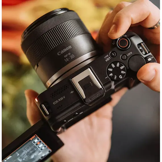ციფრული ფოტოაპარატი Canon EOS R50 RFS 18-30mm 6895C025AA - Primestore.ge