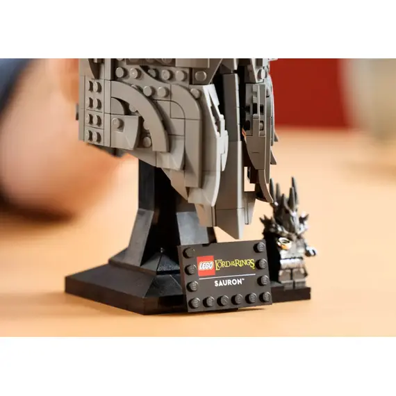 ლეგო LEGO Constructor Icons The Lord of the Rings: Sauron's Helmet - Primestore.ge