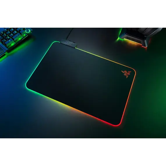 მაუსპადი Razer Mouse Pad Firefly V2 RGB Black , 3 image - Primestore.ge