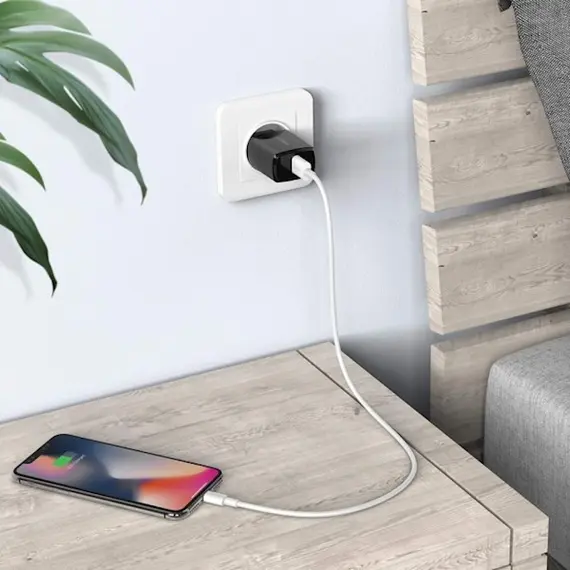 მობილურის დამტენი UGREEN 50459 USB Wall Charger One ports BLACK , 5 image - Primestore.ge